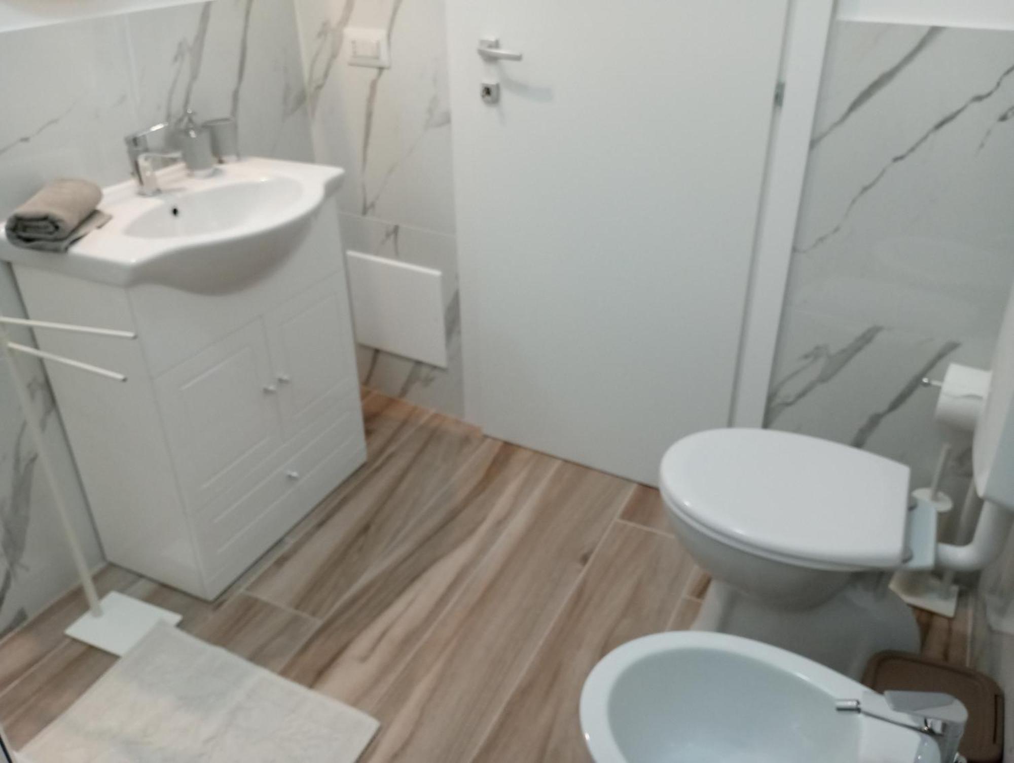 Niu Rooms Oristano Eksteriør bilde